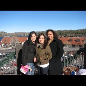 Meet your Posher, Nora